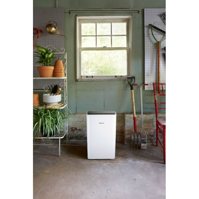 Restored Hisense 50-Pint Capacity, 4500 sq. ft. Coverage, 3-Speed Dehumidifier DH5024K1W (Refurbished)