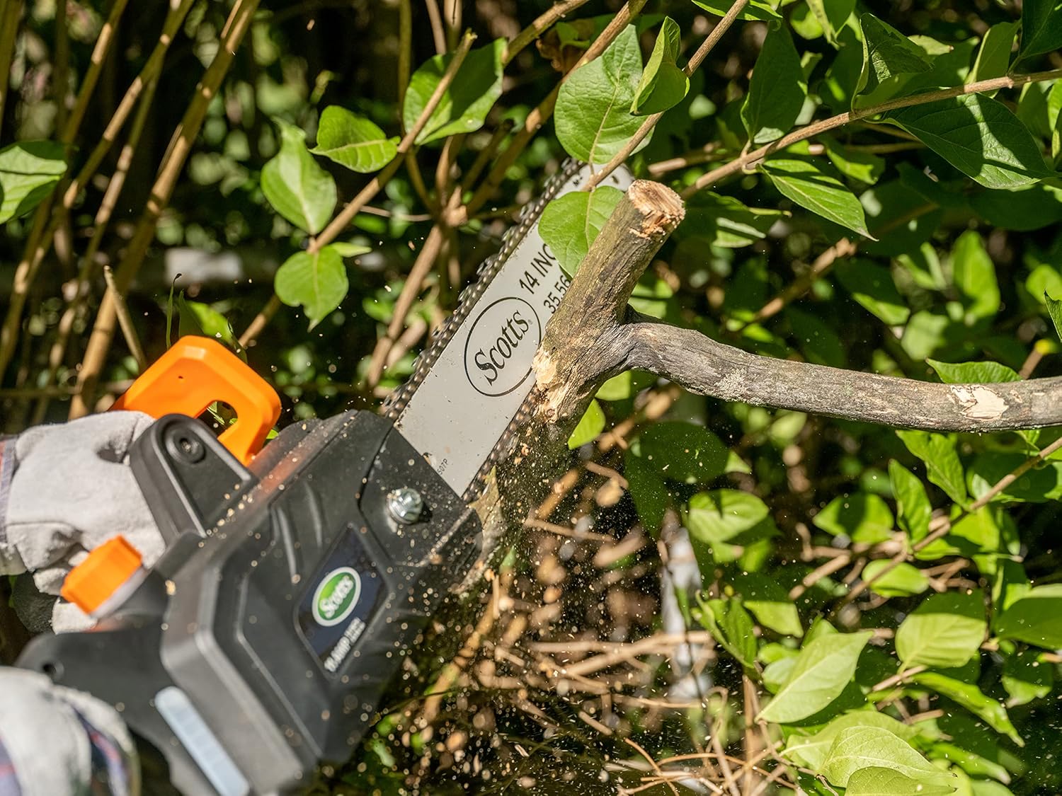 Scotts Outdoor Power Tools CS34014S 11-Amp 14-Inch Corded Chainsaw