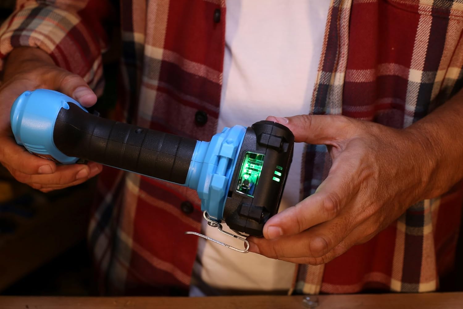 Pulsar 20V Cordless 1.3Ah Lithium-Ion Drill/Driver & Work Light Kit, Featuring A 19+1 Torque Setting Drill, an Adjustable & Freestanding LED Work Light (Kit Includes Battery & Charger), PT25LK