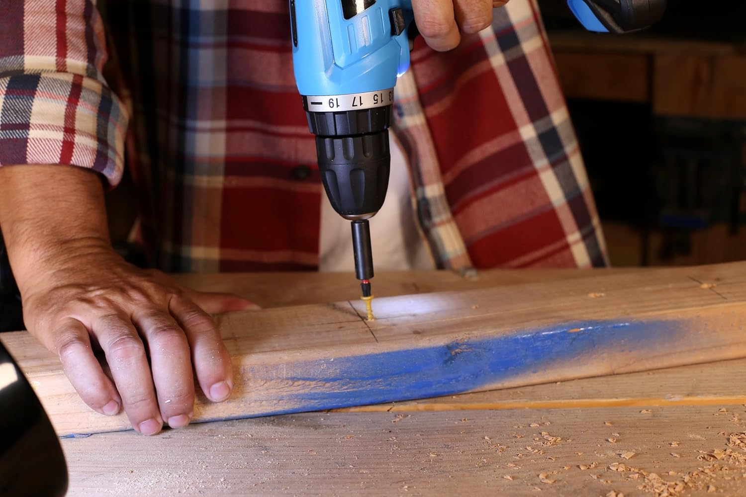 Pulsar 20V Cordless 1.3Ah Lithium-Ion Drill/Driver & Work Light Kit, Featuring A 19+1 Torque Setting Drill, an Adjustable & Freestanding LED Work Light (Kit Includes Battery & Charger), PT25LK