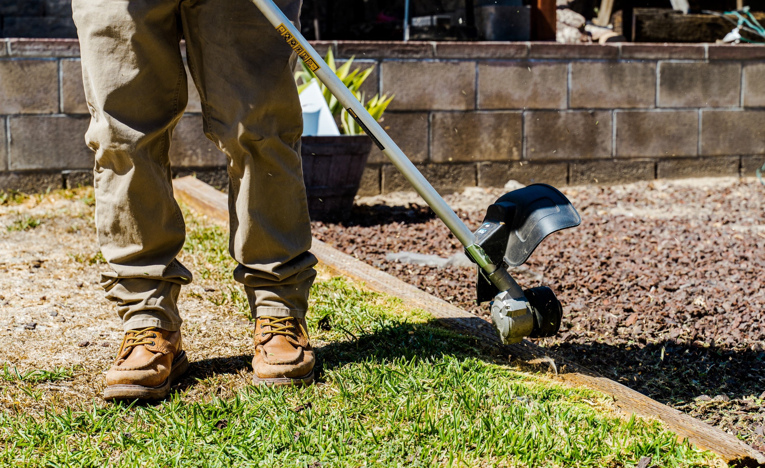 Pulsar 40v Lithium-Ion Cordless String Trimmer and Edger with 2.0Ah Battery and Charger