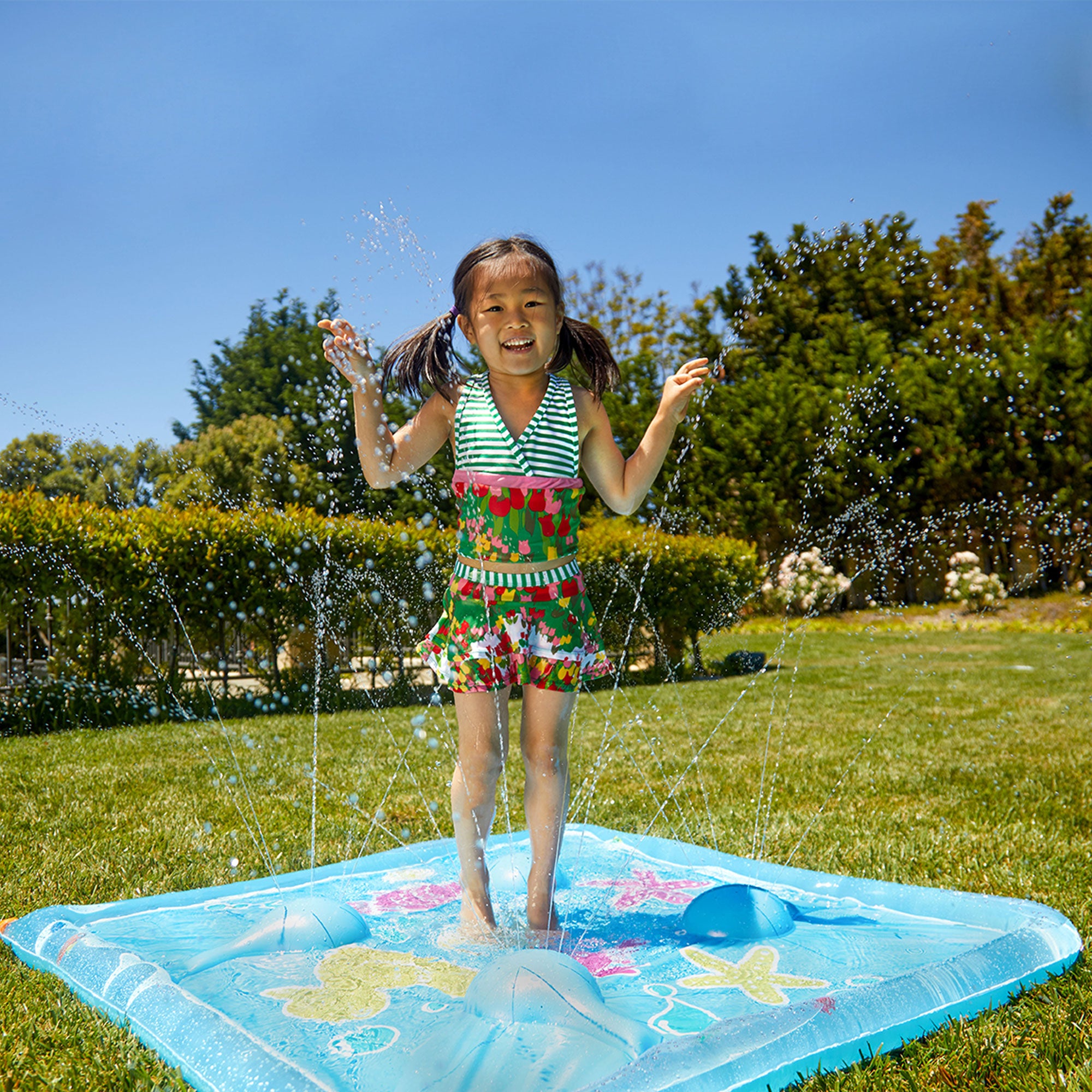 Wham-O Backyard Sea Creature Printed Children's Splash Pad with Inflatable Rim, 12 Pack