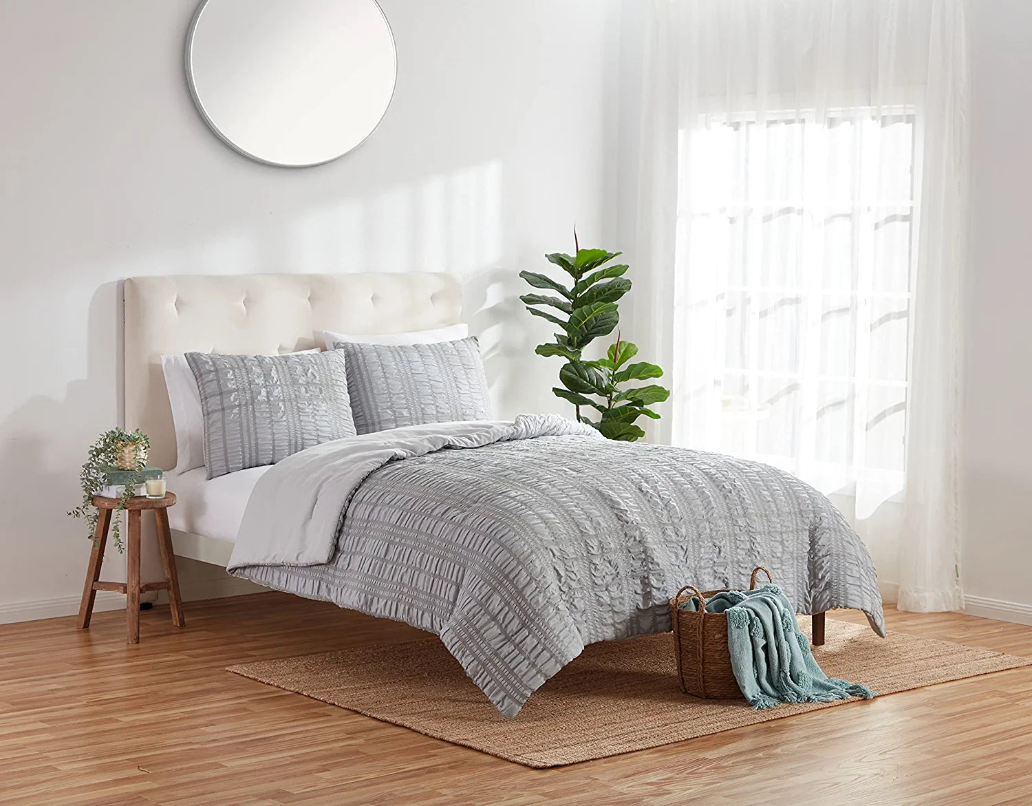 Refinery29 Home Collection Woven Seersucker Plaid Comforter Set, Twin/Twin XL, 2 Pieces