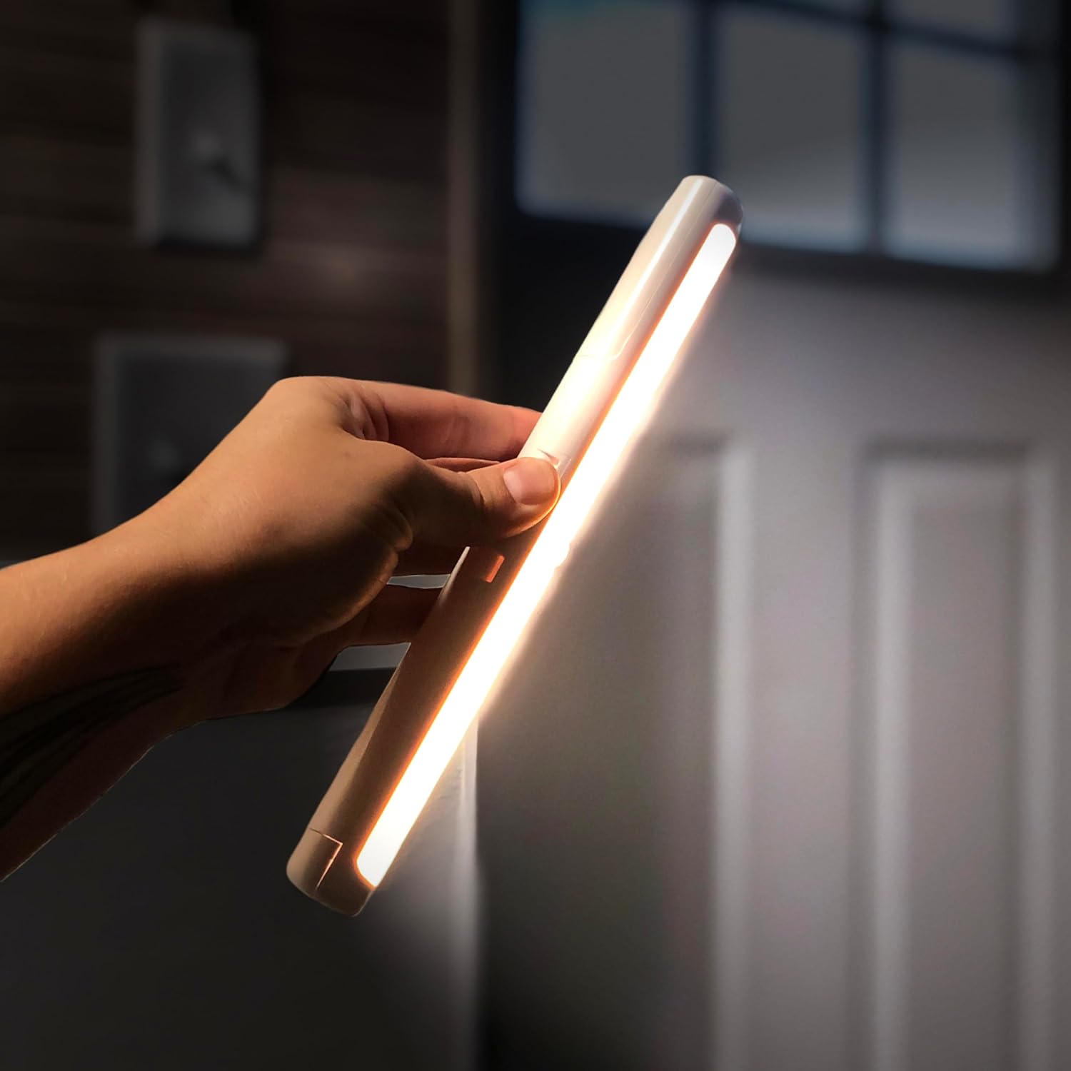 Genesis - Motion Sensing COB LED Illuminated Key Holder - Key Rack with 4 Key Hook (Woodgrain)