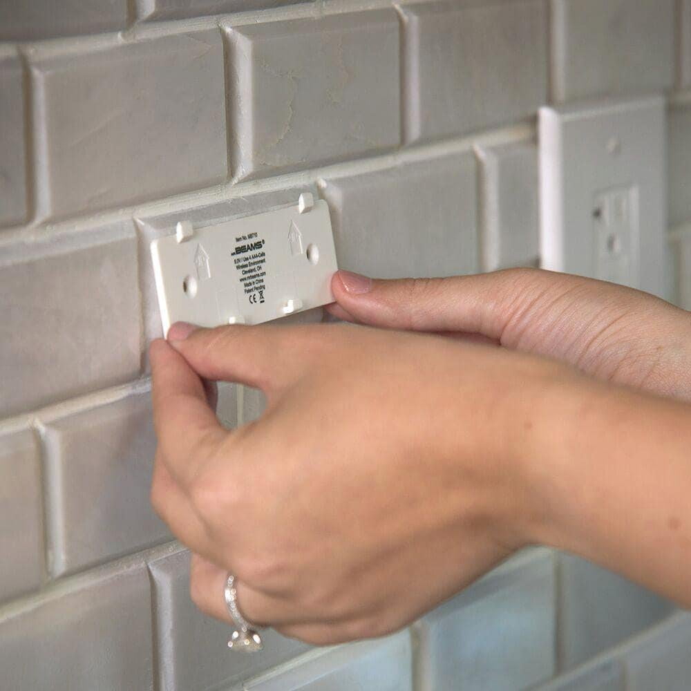 Mr Beams Indoor Battery Powered Motion Activated LED Night Light, 1-Pack White