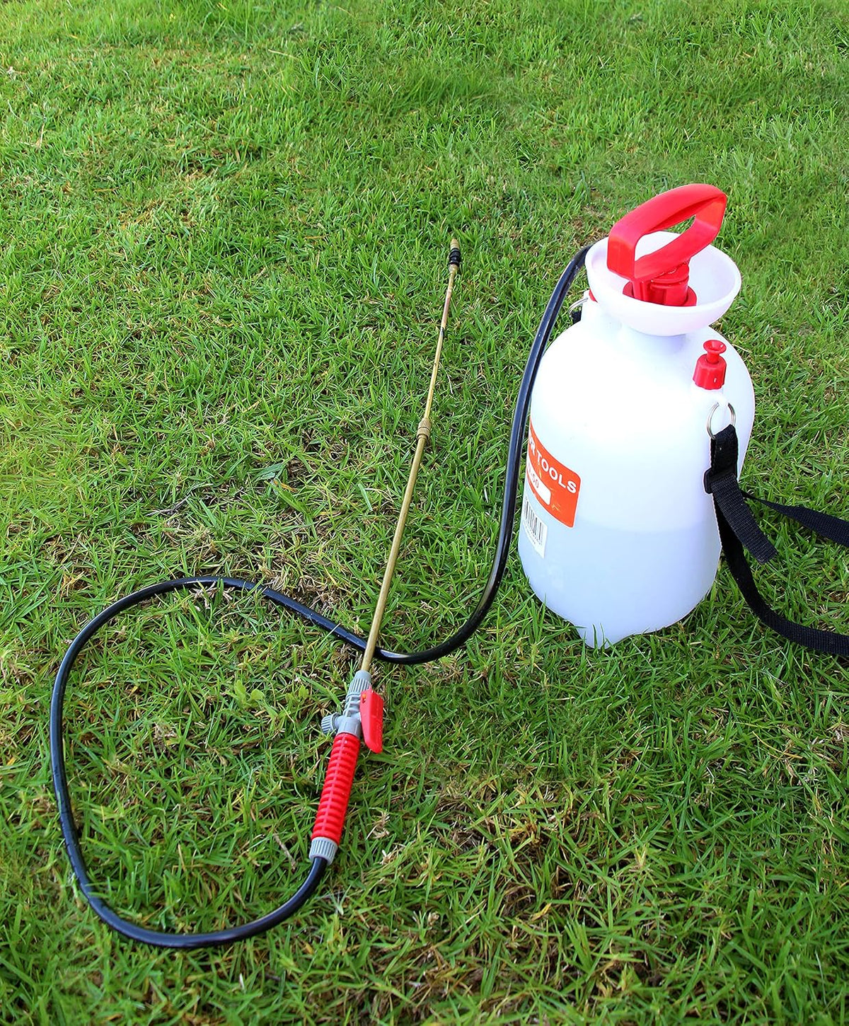 TABOR TOOLS 1.3 Gallon Lawn and Garden Pump Pressure with Pressure Relief Valve, Adjustable Shoulder Strap, Telescopic Adjustable Wand and Extra Set of Seals. N50TA. 1.3 G + adjustable wand