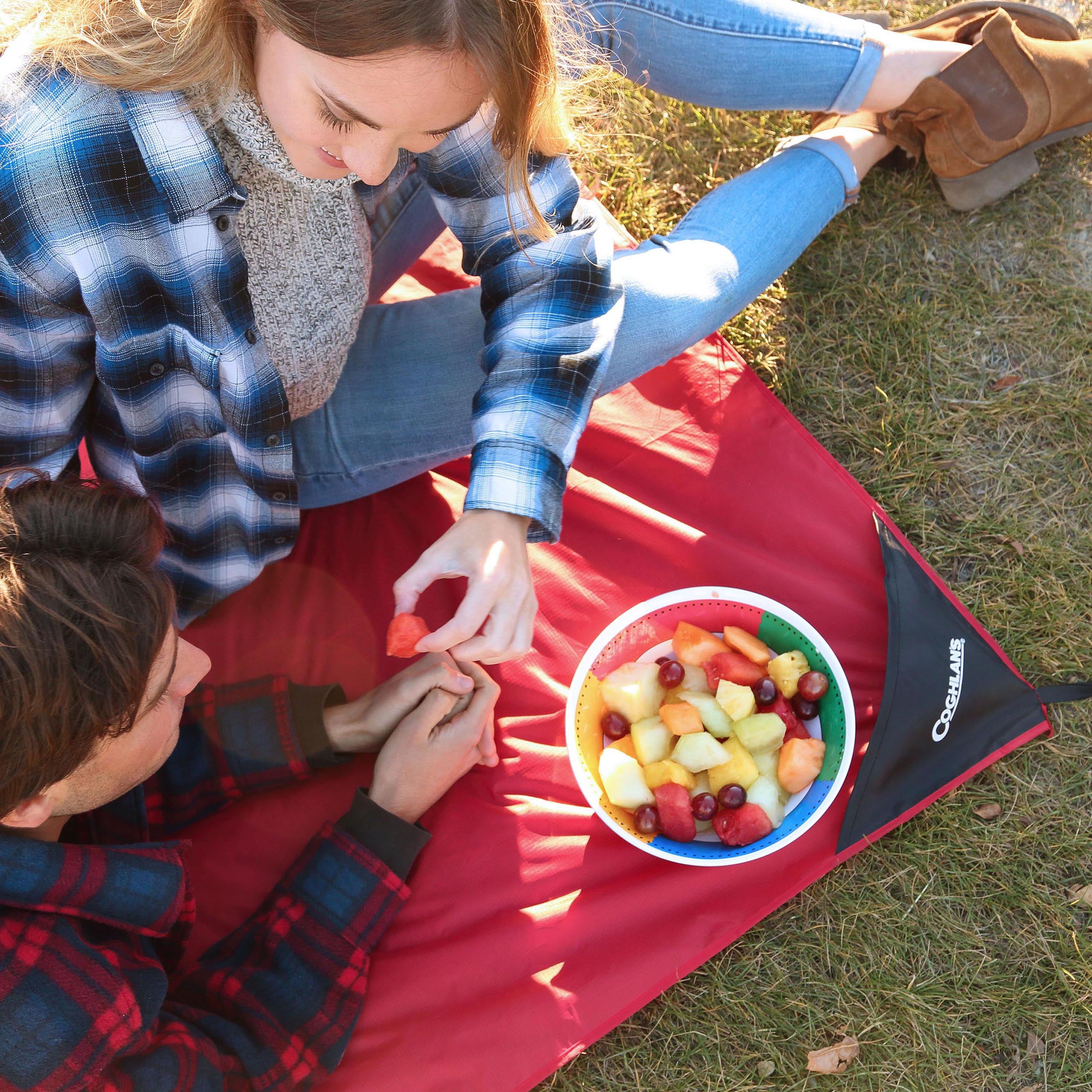 Coghlan's Picnic Blanket 59" x 78.7 Ripstop Polyester with Stuff Sack