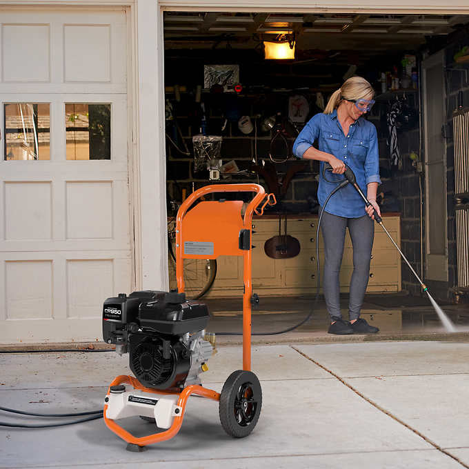 Restored Murray 3 100 PSI 2.5 GPM Gas Pressure Washer with Briggs Stratton Engine Refurbished