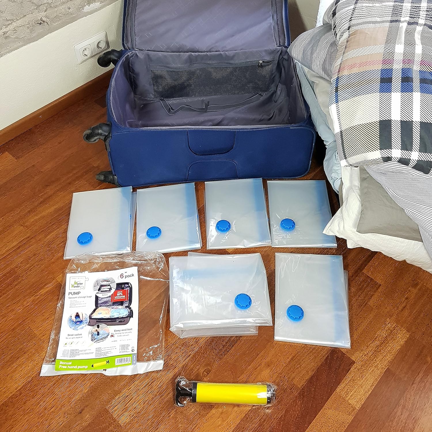 WonderWorker Pump, 6 Jumbo Vacuum Storage Bags, Nearly 80% More Compression Than Other Brands, Storage Bags for bedding, pillow, blankets, clothes etc.