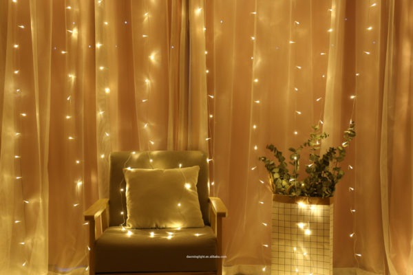 Brilliant Ideas Battery-Operated LED Curtain Lights, with 8- 2.75ft strands 64 warm white LED Lights, 24 Pack