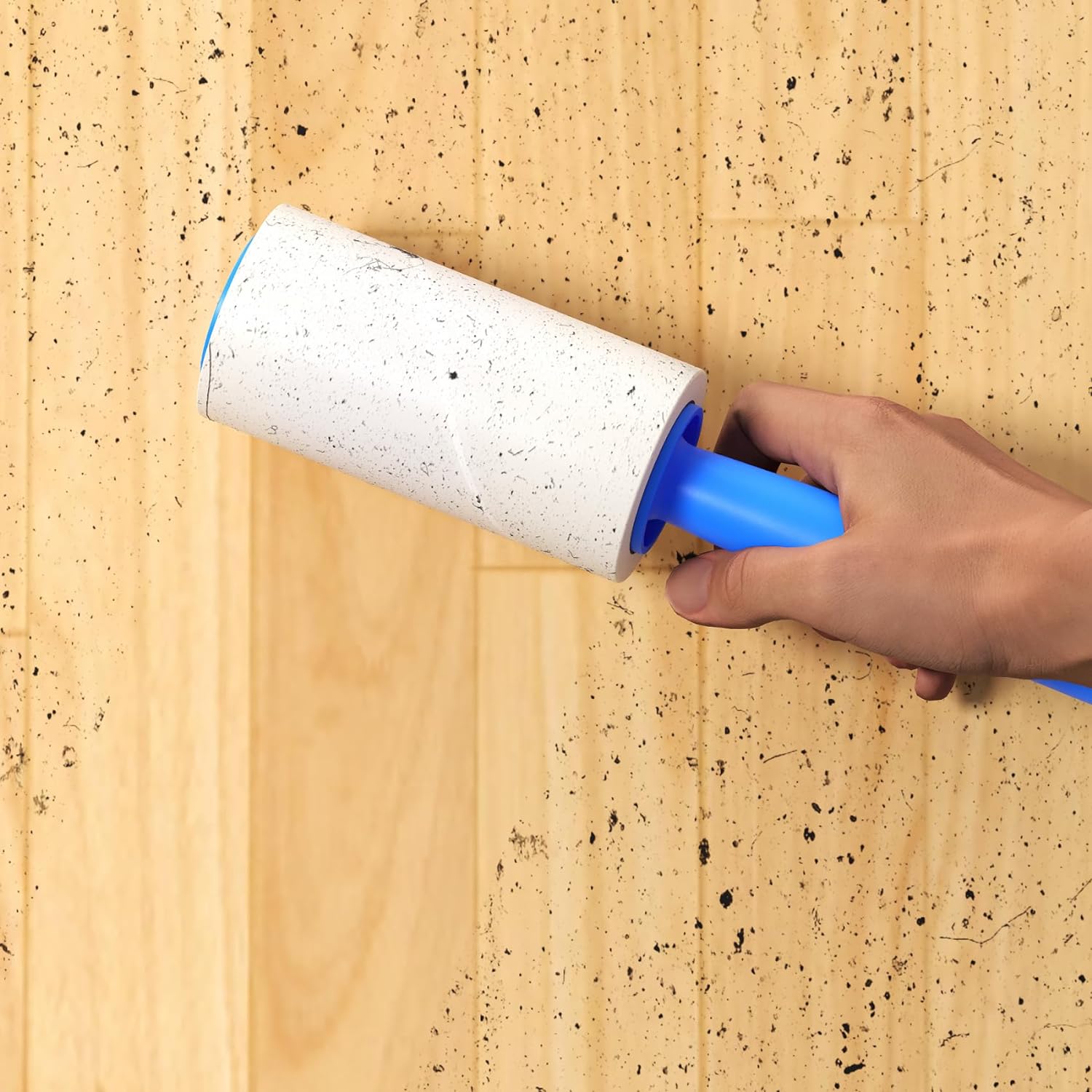 : 	Lint Rollers for Pet Hair Extra Sticky, 800 Sheets (8 Rollers) Mega Value Set Lint Roller with 2 Upgraded Handles